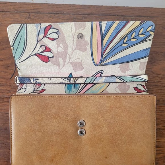 Parfois clutch bag for day and night wear - Picture 2 of 7